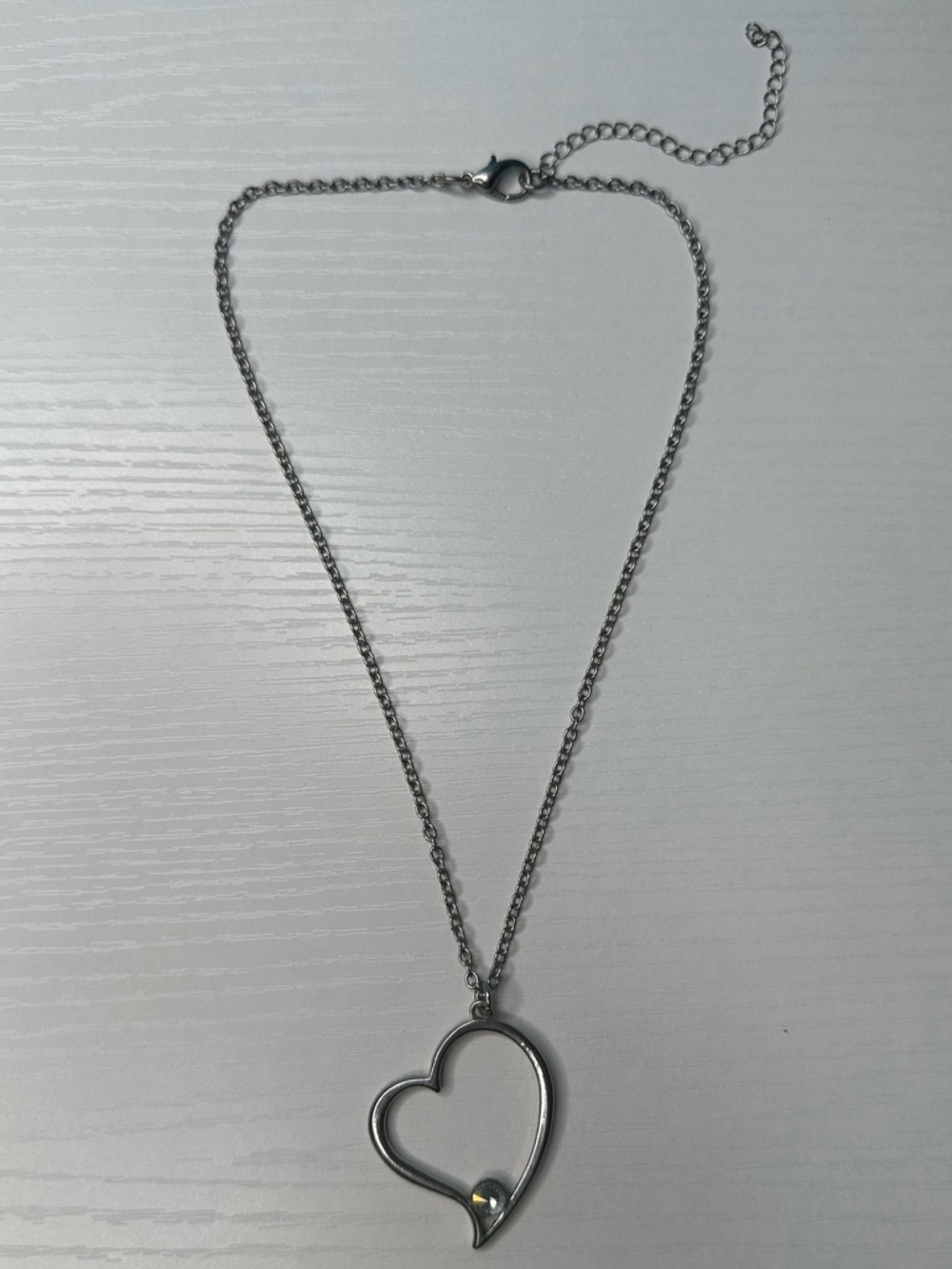 🛍️BUNDLE DEAL🛍️ - Silver Big Open Heart Outline Necklace with Gem Accent